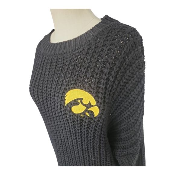 Zenana Premium Iowa Hawkeyes Knit Sweater Tunic Women’s Size M Black Gold Logo - Picture 2 of 7